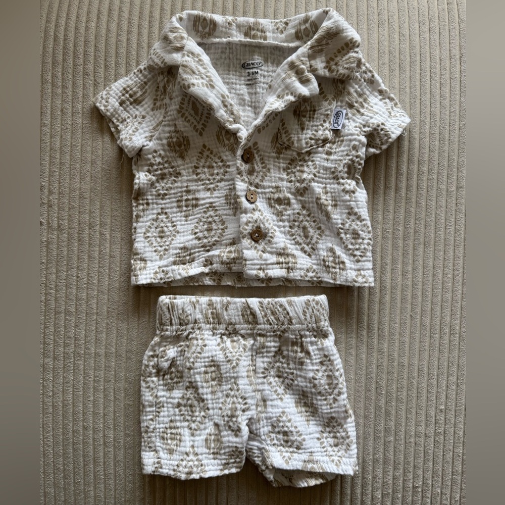 🪩3 for $15🪩 Graco | 2 Piece Aztec Polo & Shorts Set